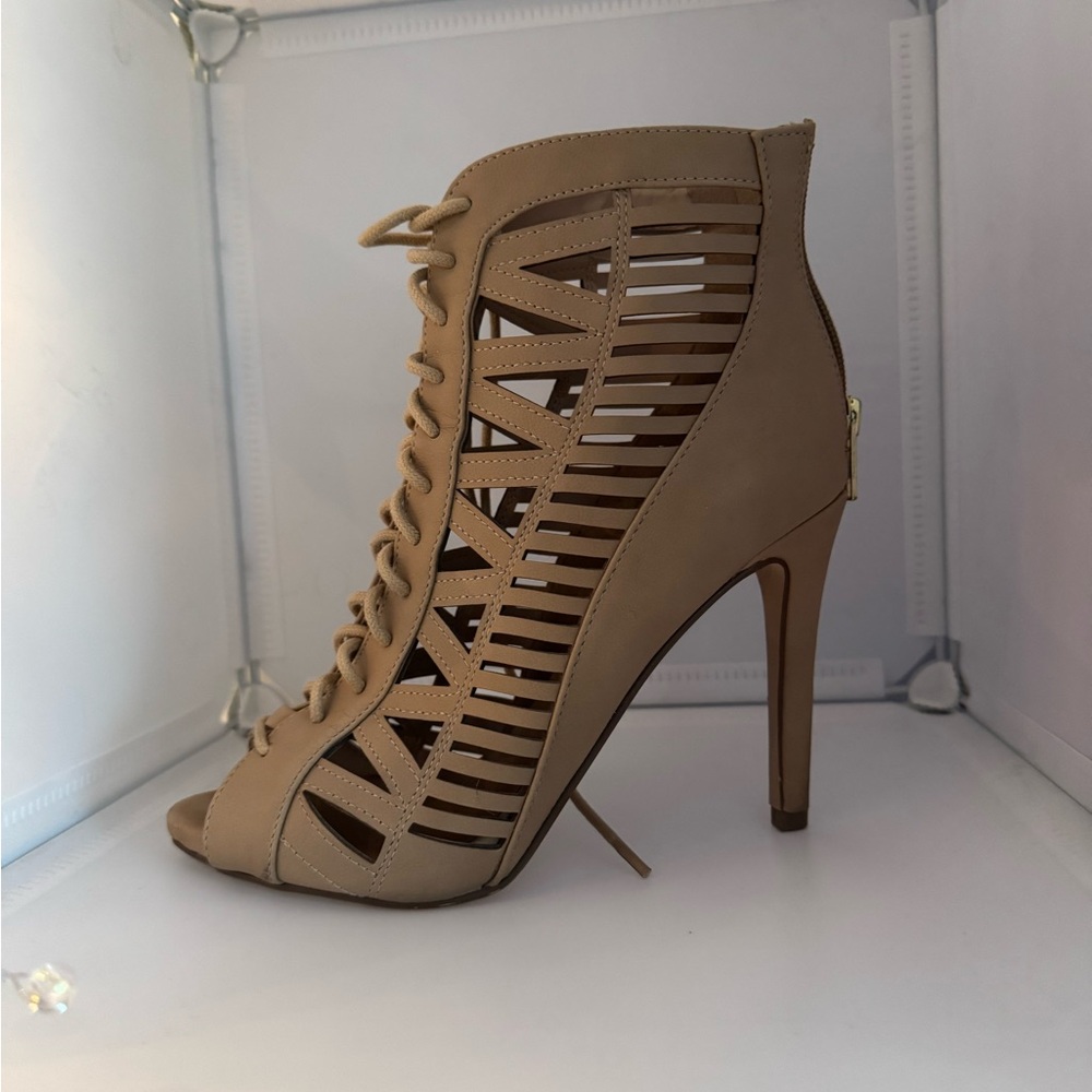 Tan lace up boots